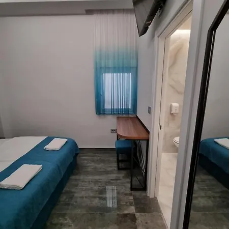 Hostel Up