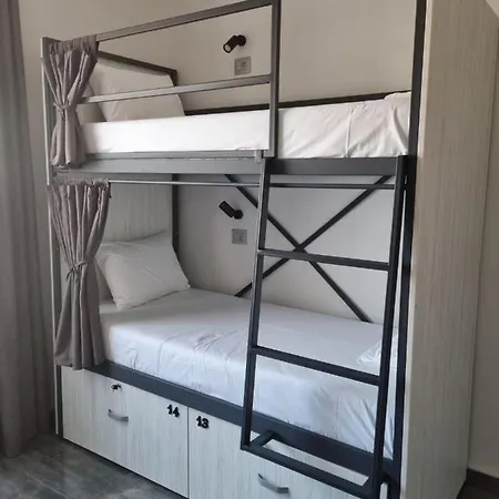 Hostel Up *